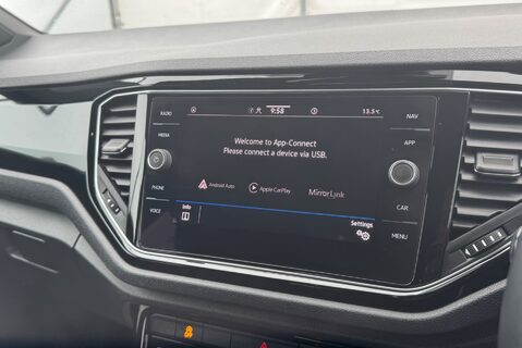 Volkswagen T-Roc TSI 1.5 [150] PETROL EVO BLACK EDITION MANUAL 35