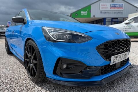 Ford Focus 2.3 [276] PETROL ST EDITION MANUAL 2