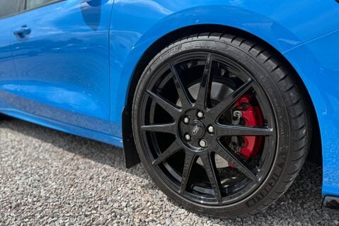 Ford Focus 2.3 [276] PETROL ST EDITION MANUAL 3