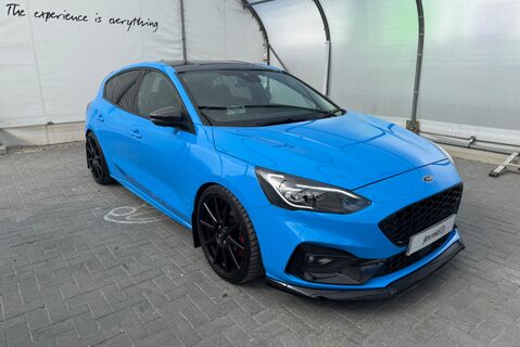 Ford Focus 2.3 [276] PETROL ST EDITION MANUAL 5
