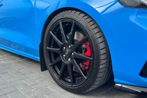 Ford Focus 2.3 [276] PETROL ST EDITION MANUAL 6