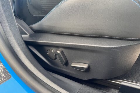Ford Focus 2.3 [276] PETROL ST EDITION MANUAL 12