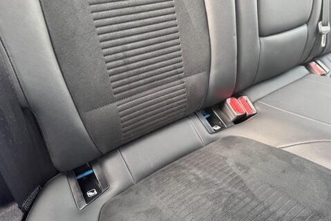 Ford Focus 2.3 [276] PETROL ST EDITION MANUAL 15