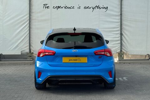 Ford Focus 2.3 [276] PETROL ST EDITION MANUAL 18