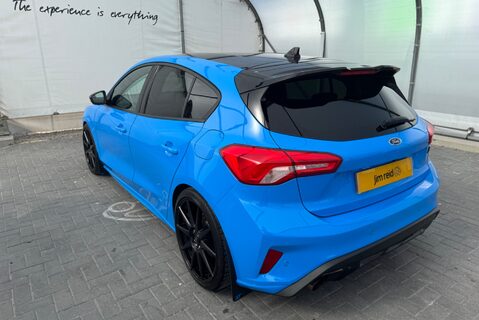 Ford Focus 2.3 [276] PETROL ST EDITION MANUAL 21