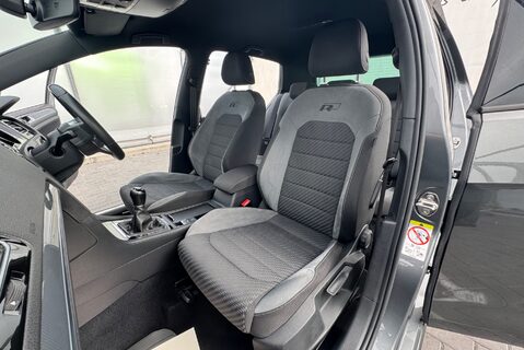 Volkswagen Golf R-LINE 2.0 [150] TDI DIESEL MANUAL 12