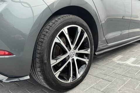 Volkswagen Golf R-LINE 2.0 [150] TDI DIESEL MANUAL 15
