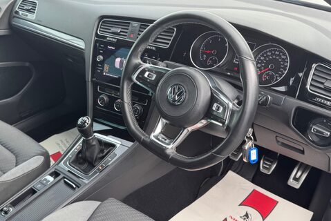 Volkswagen Golf R-LINE 2.0 [150] TDI DIESEL MANUAL 23