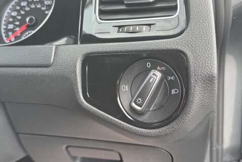 Volkswagen Golf R-LINE 2.0 [150] TDI DIESEL MANUAL 24