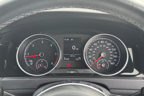 Volkswagen Golf R-LINE 2.0 [150] TDI DIESEL MANUAL 29