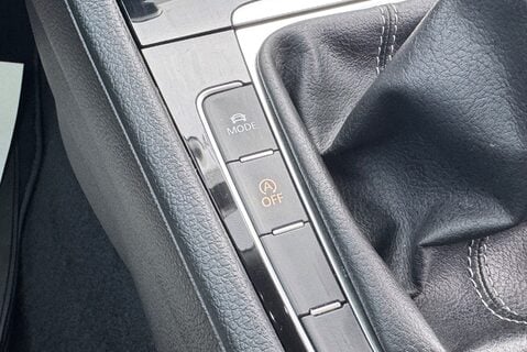 Volkswagen Golf R-LINE 2.0 [150] TDI DIESEL MANUAL 31