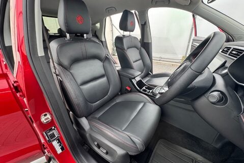 MG ZS EXCLUSIVE T-GDI 1.0 [110] PETROL AUTOMATIC 10