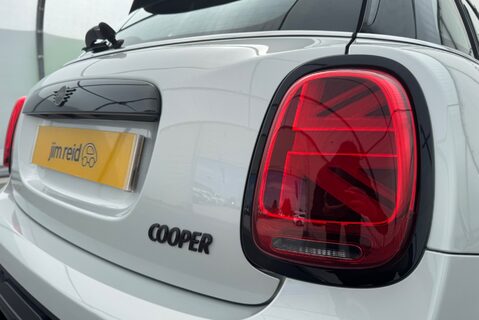 Mini Hatch COOPER SPORT 1.5 ]135] PETROL MANUAL 19