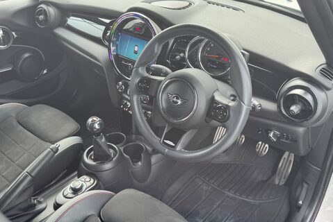 Mini Hatch COOPER SPORT 1.5 ]135] PETROL MANUAL 23