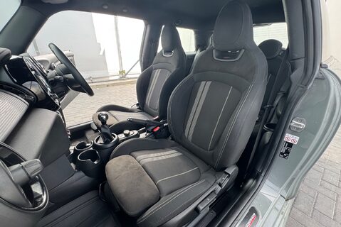 Mini Hatch COOPER 1.5 [135] PETROL SPORT MANUAL 12