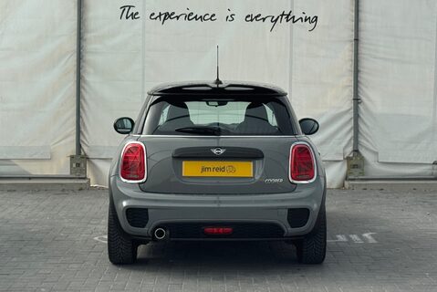 Mini Hatch COOPER 1.5 [135] PETROL SPORT MANUAL 13