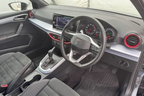 SEAT Arona TSI 1.0 [110] PETROL FR EDITION DSG AUTOMATIC 24