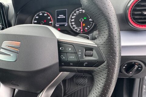 SEAT Arona TSI 1.0 [110] PETROL FR EDITION DSG AUTOMATIC 26
