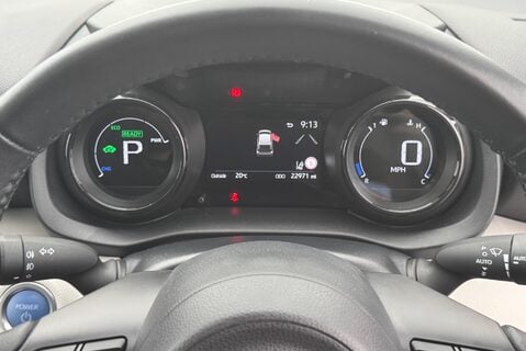 Toyota Yaris EXCEL 1.5 [115] PETROL/HYBRID FHEV AUTOMATIC 31