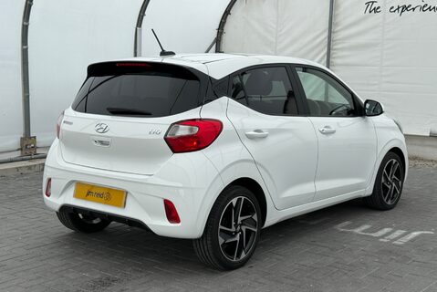 Hyundai i10 MPI 1.0 [66] PETROL PREMIUM MANUAL 11