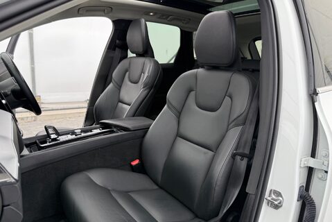 Volvo XC60 RECHARGE T6 INSCRIPTION EXPRESSION AWD 12