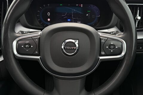 Volvo XC60 RECHARGE T6 INSCRIPTION EXPRESSION AWD 29