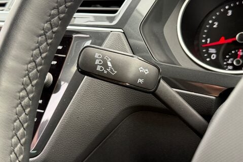 Volkswagen Tiguan LIFE 1.5TSI [150] DSG 37
