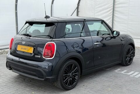 Mini Hatch 1.5T [135] COOPER EXCLUSIVE Manual 15