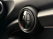 Mini Hatch 1.5T [135] COOPER EXCLUSIVE Manual 35