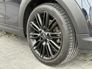 Mini Hatch 1.5T [135] COOPER EXCLUSIVE Manual 17