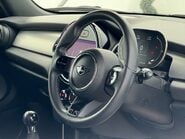 Mini Hatch 1.5T [135] COOPER EXCLUSIVE Manual 22