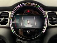 Mini Hatch 1.5T [135] COOPER EXCLUSIVE Manual 24