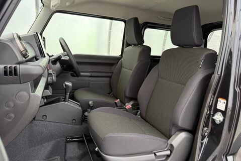 Suzuki Jimny 1.3 Suzuki Automatic 25