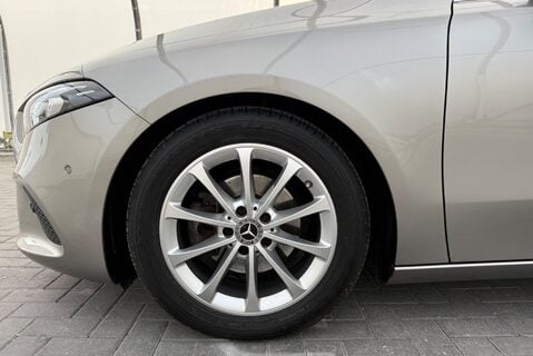 Mercedes-Benz A Class A 180 1.5D [115] SPORT EXECUTIVE AUTOMATIC 10