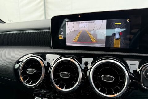 Mercedes-Benz A Class A 180 1.5D [115] SPORT EXECUTIVE AUTOMATIC 26