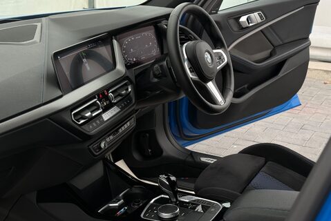 BMW 1 Series M135I 2.0T [302] XDRIVE 23