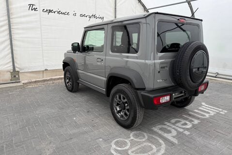 Suzuki Jimny 1.5 Sierra 4x4 Automatic 17