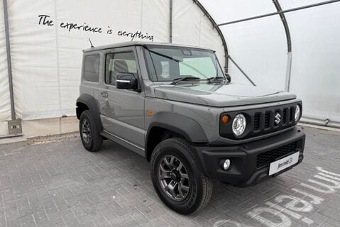 Suzuki Jimny 1.5 Sierra 4x4 Automatic 4