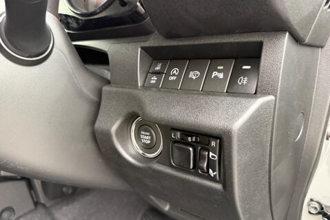 Suzuki Jimny 1.5 Sierra 4x4 Automatic 13