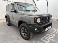 Suzuki Jimny 1.5 Sierra 4x4 Automatic 5