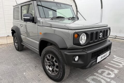 Suzuki Jimny 1.5 Sierra 4x4 Automatic 5
