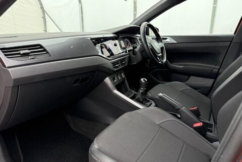 Volkswagen Polo SE 1.0TSI [95] Black pack 11