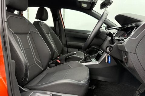 Volkswagen Polo SE 1.0TSI [95] Black pack 15
