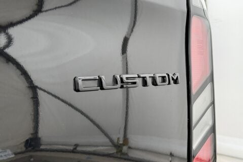 Ford Transit Custom 300 LIMITED L2H1 P/V ECOBLUE 18