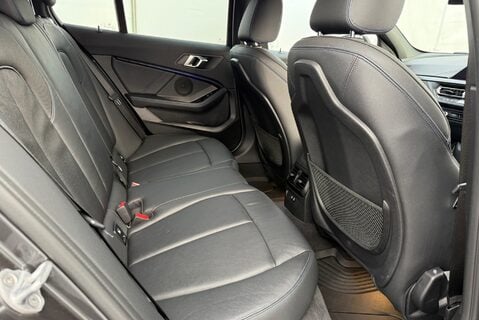 BMW 1 Series 118I 1.5T [138] M SPORT Auto 27