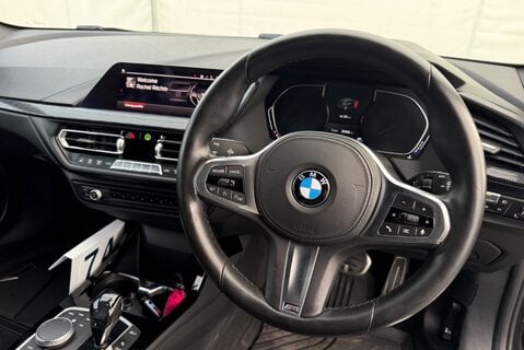BMW 1 Series 118I 1.5T [138] M SPORT Auto 21