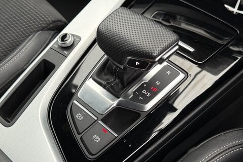 Audi A4 TFSI S LINE MHEV 16