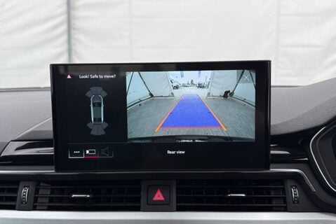 Audi A4 TFSI S LINE MHEV 14