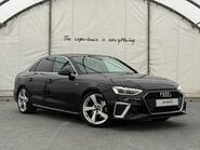 Audi A4 TFSI S LINE MHEV 1