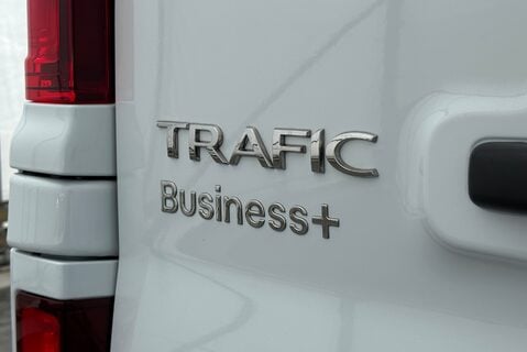 Renault Trafic SL28 BUSINESS PLUS 2.0 DCI [130] MANUAL 18